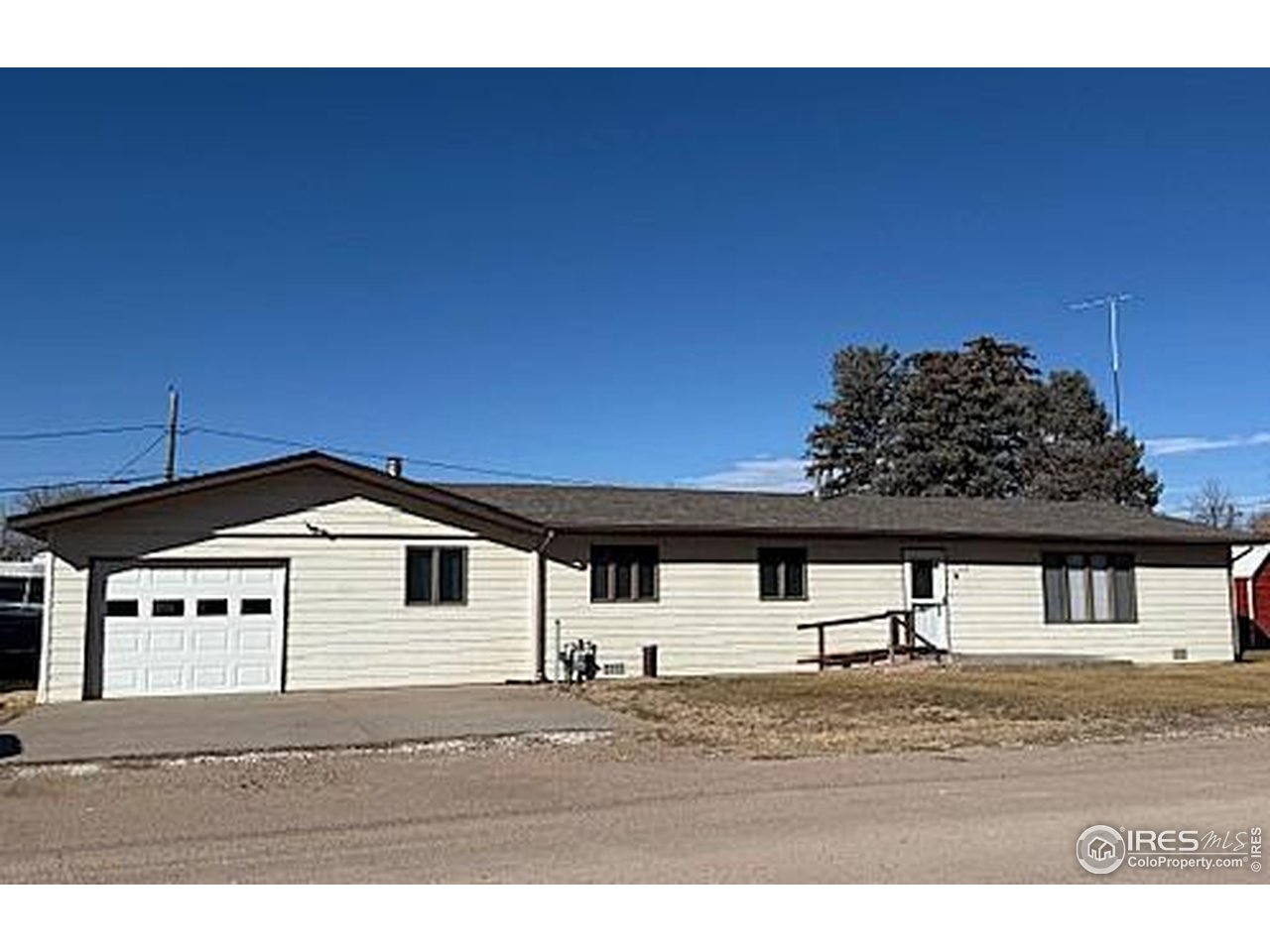 Photo of 209 Springdale Rd Sterling CO 80751