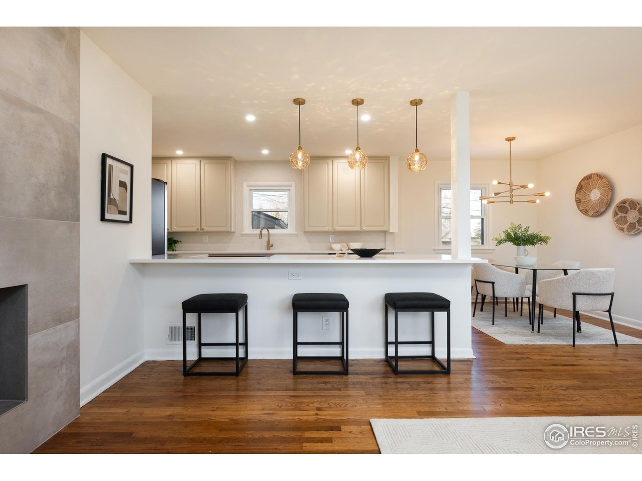 Photo of 6 Sunset Cir Longmont CO 80501