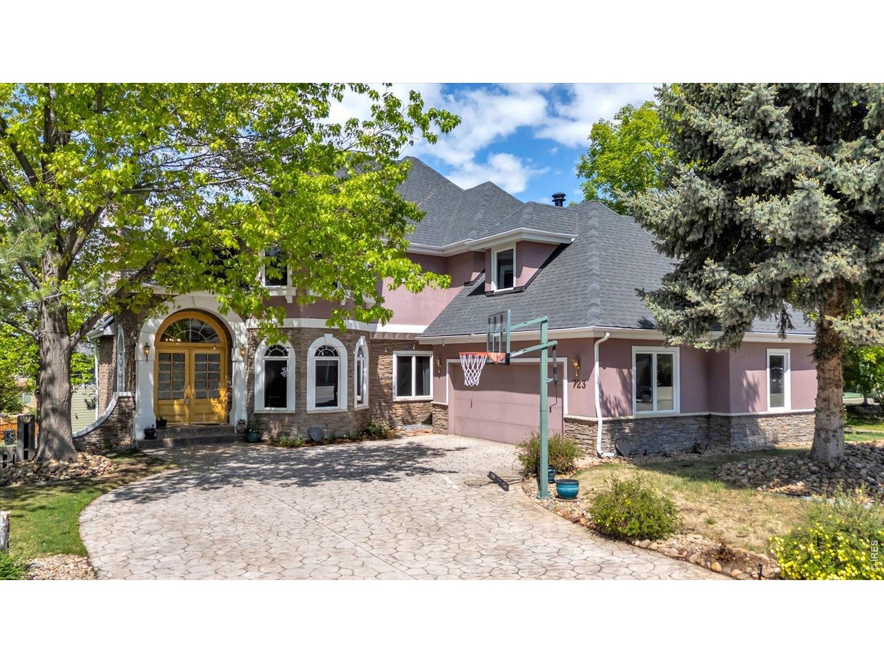 Photo of 723 Ridge Creek Ct Longmont CO 80504