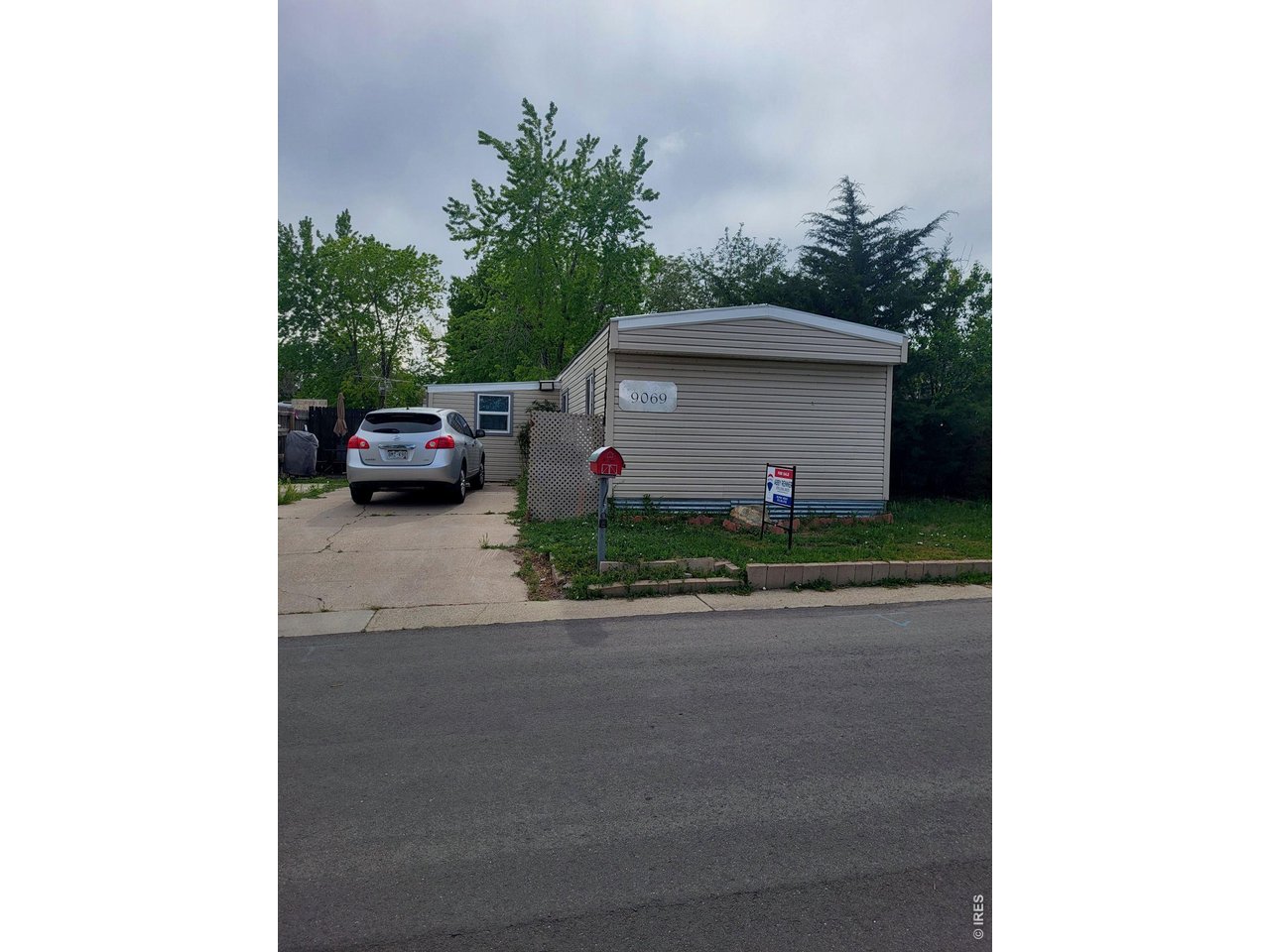 Photo of 9069 Mandel St Denver CO 80260