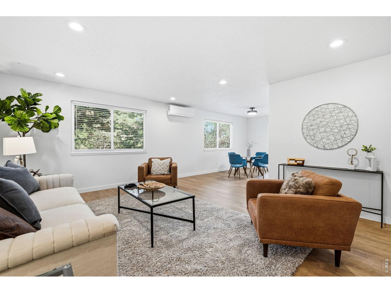 Photo of 3525 Lakeview Cir Longmont CO 80503