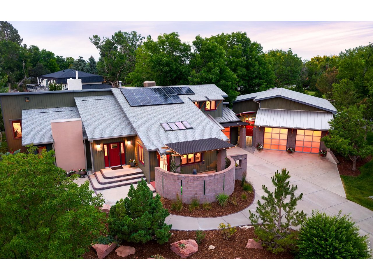 Photo of 8929 Tahoe Ln Boulder CO 80301