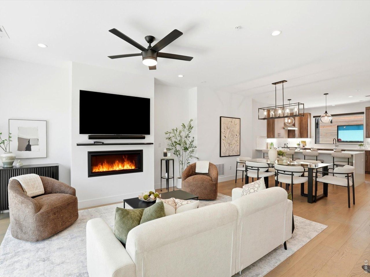 Photo of 2473 Walnut St Boulder CO 80302