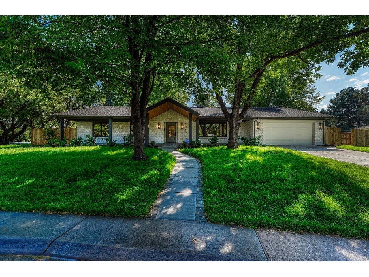 Photo of 3080 E Flora Pl Denver CO 80210