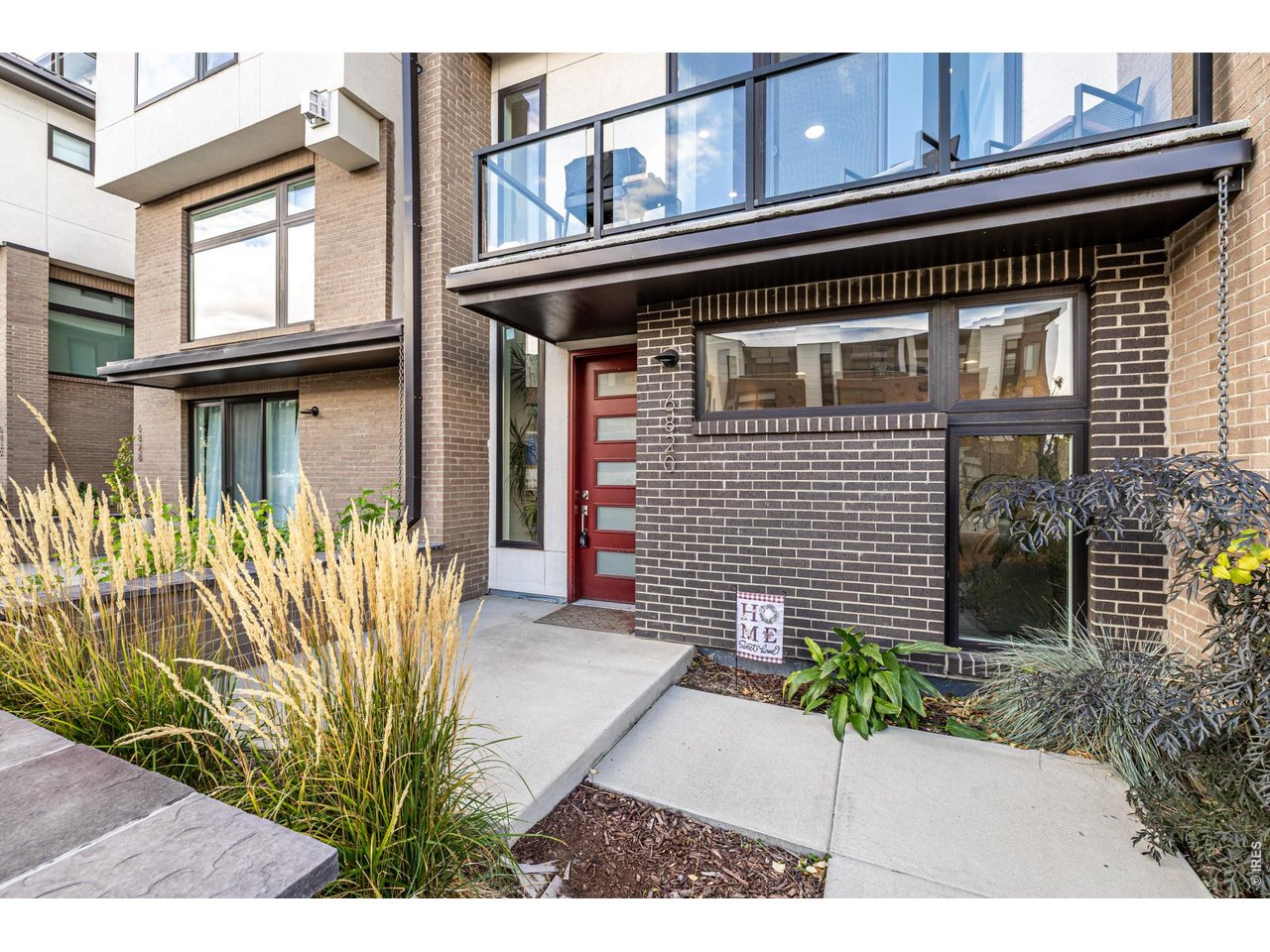 Photo of 6820 E Lowry Blvd Denver CO 80230