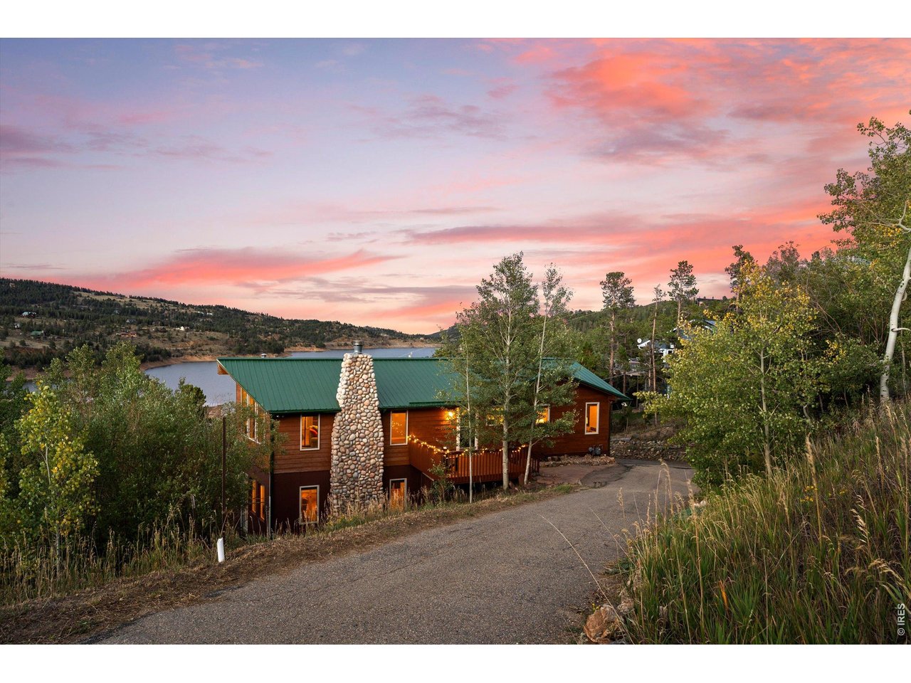 Photo of 107 Ponderosa Dr Nederland CO 80466
