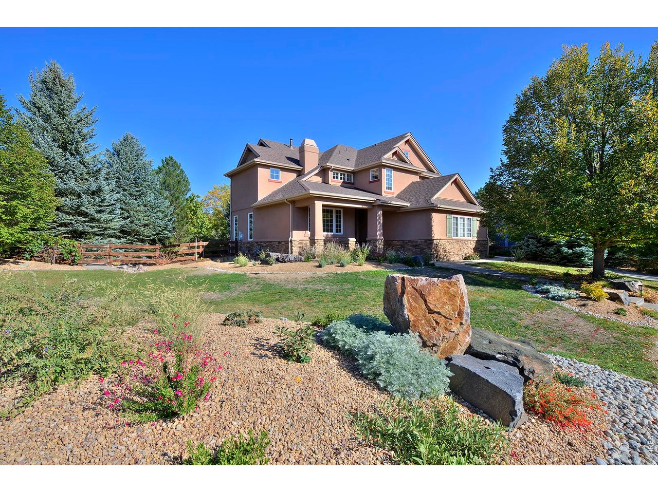 Photo of 1260 Hawk Ridge Rd Lafayette CO 80026