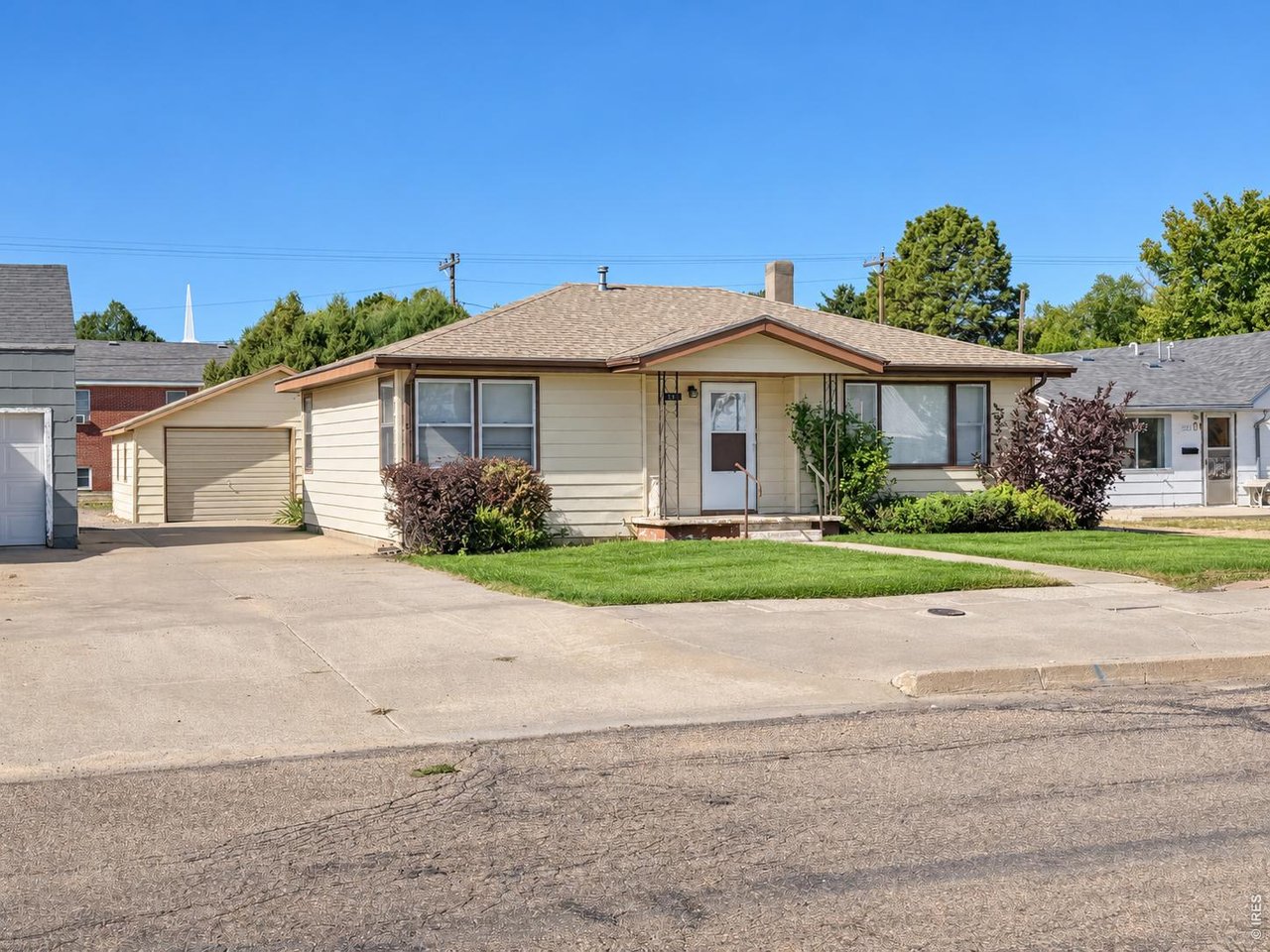 Photo of 227 18th St Burlington CO 80807