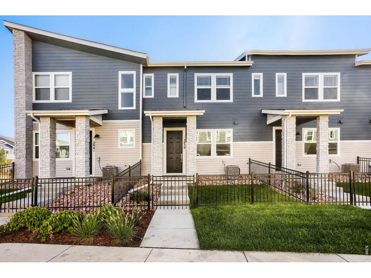 Photo of 2839 Bear Springs Cir Longmont CO 80503