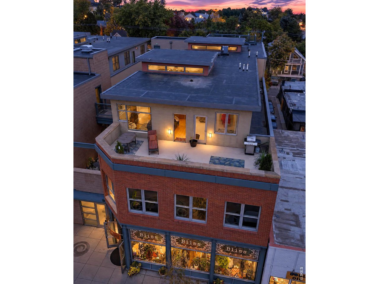 Photo of 1637 Pearl St #302 Boulder CO 80302