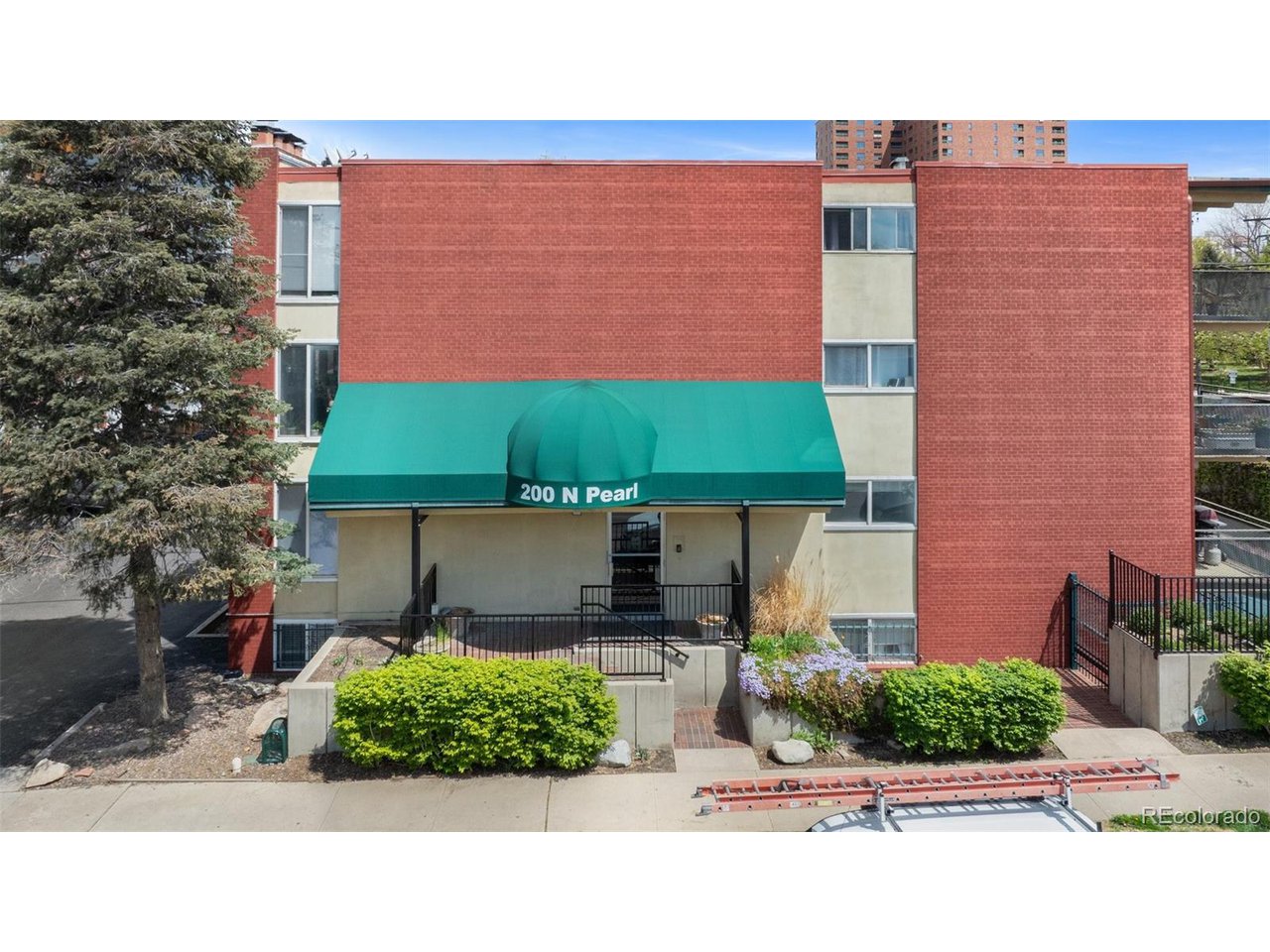 Photo of 200 N Pearl St #106 Denver CO 80203