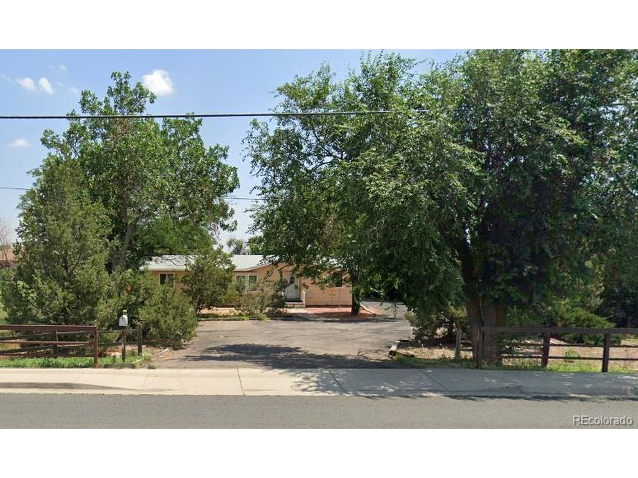 Photo of 6544 Lowell Blvd Denver CO 80221
