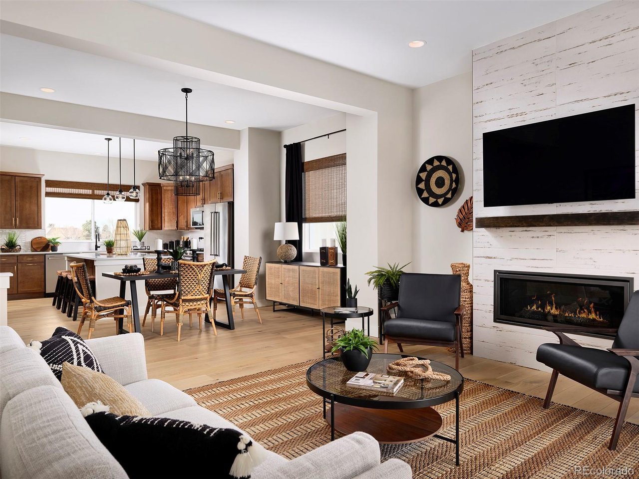 Photo of 888 S Valentia St #16-101 Denver CO 80247