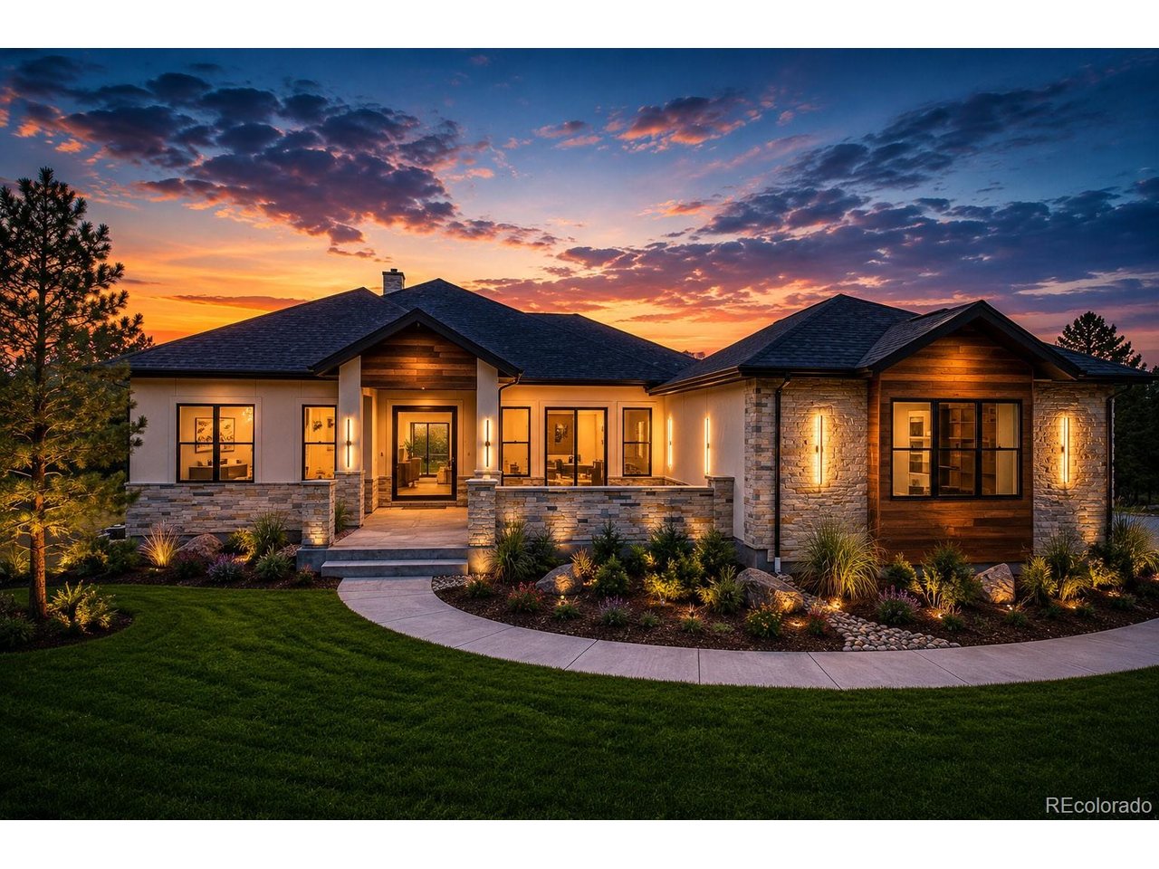 Photo of 1555 Arrowpoint Ct Franktown CO 80116