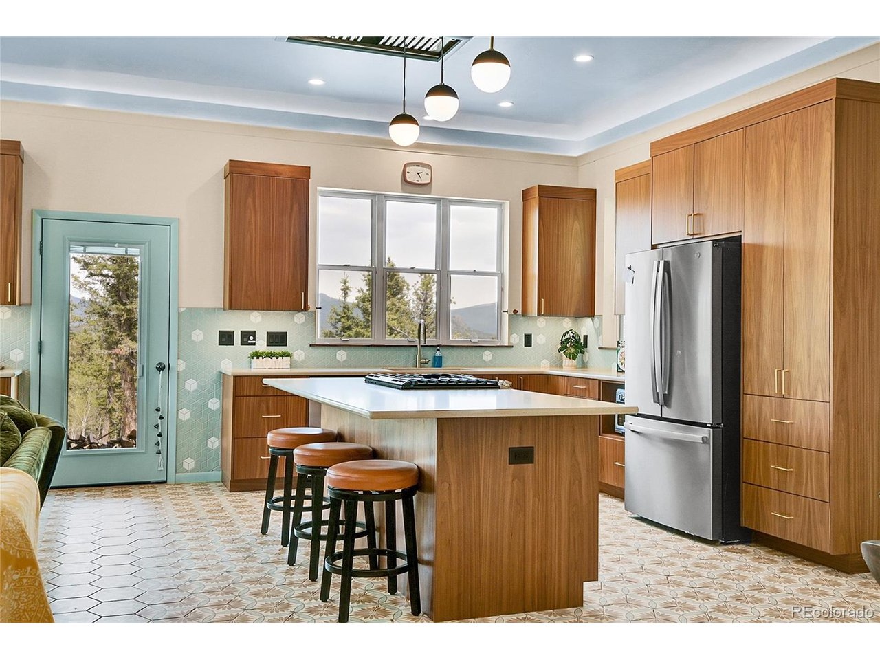 Photo of 1023 Chippewa Rd Jefferson CO 80456