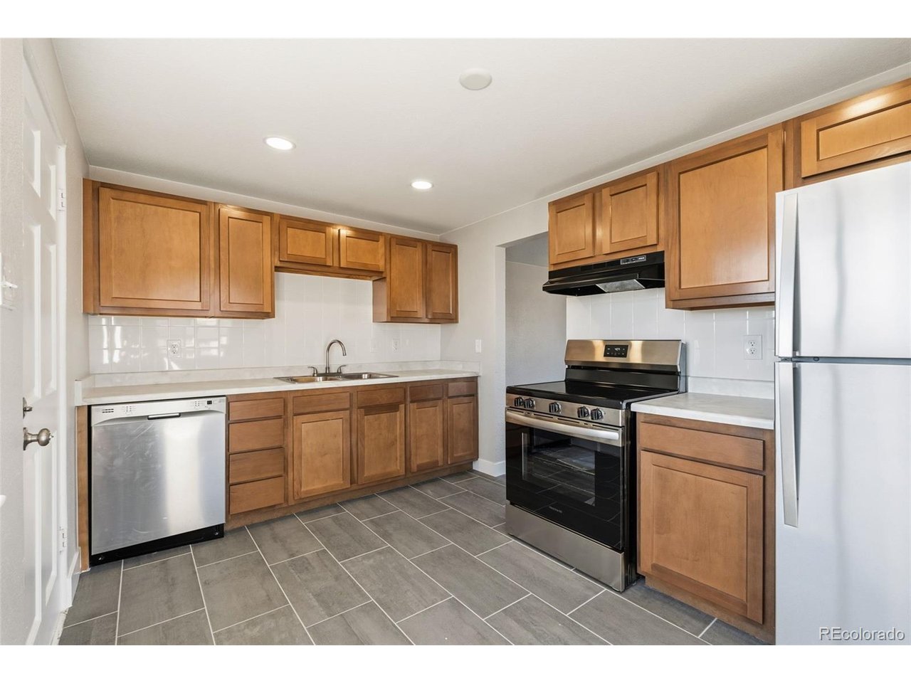 Photo of 7120 W 16th Pl Lakewood CO 80214