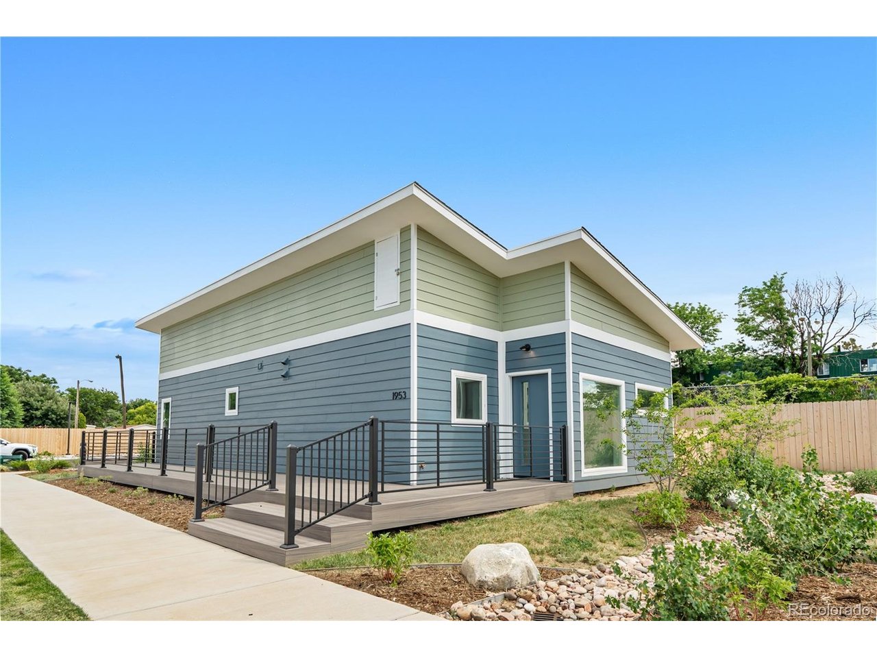 Photo of 1953 Blackhawk St Aurora CO 80011