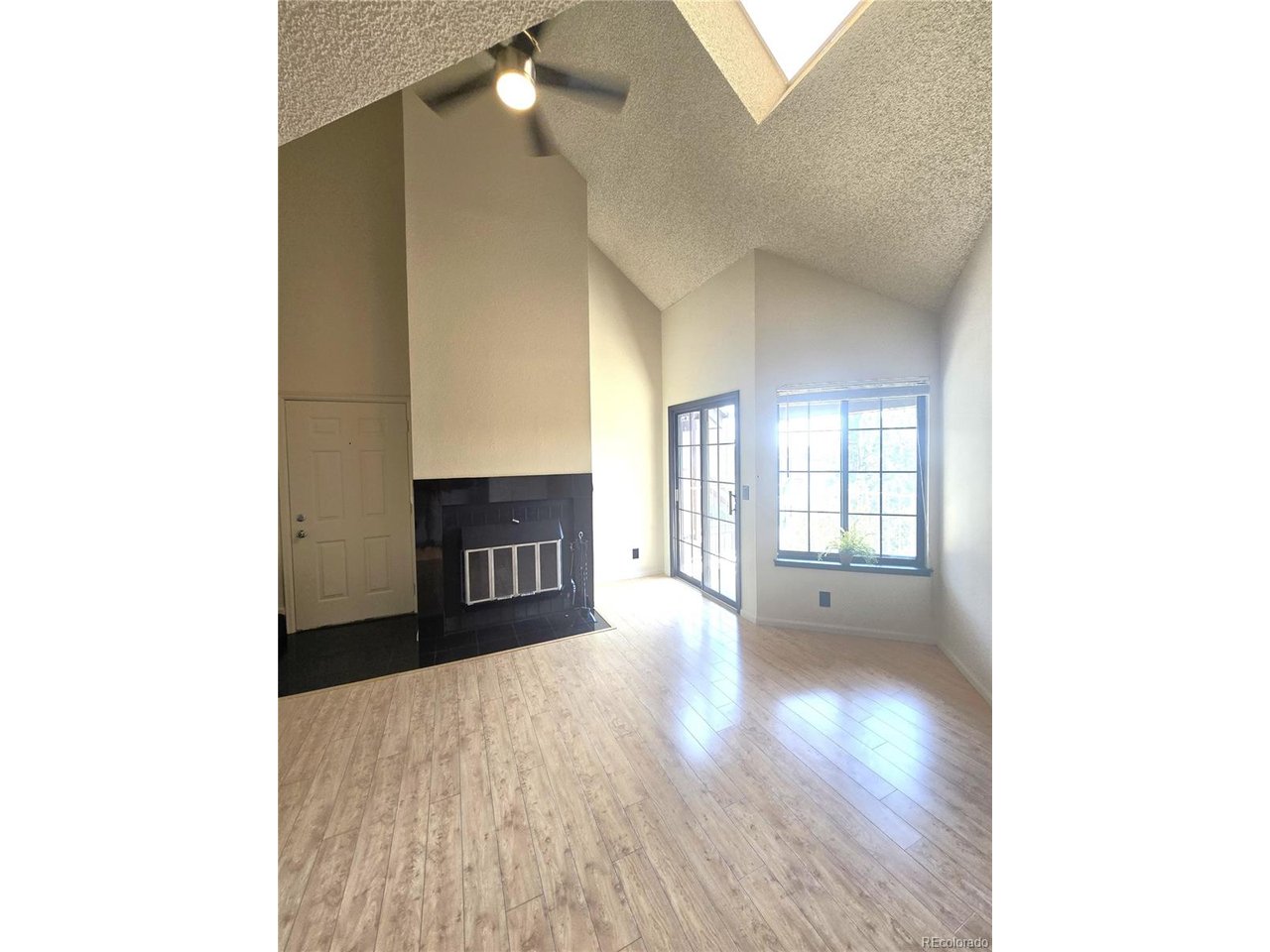 Photo of 846 S Vance St #C Lakewood CO 80226