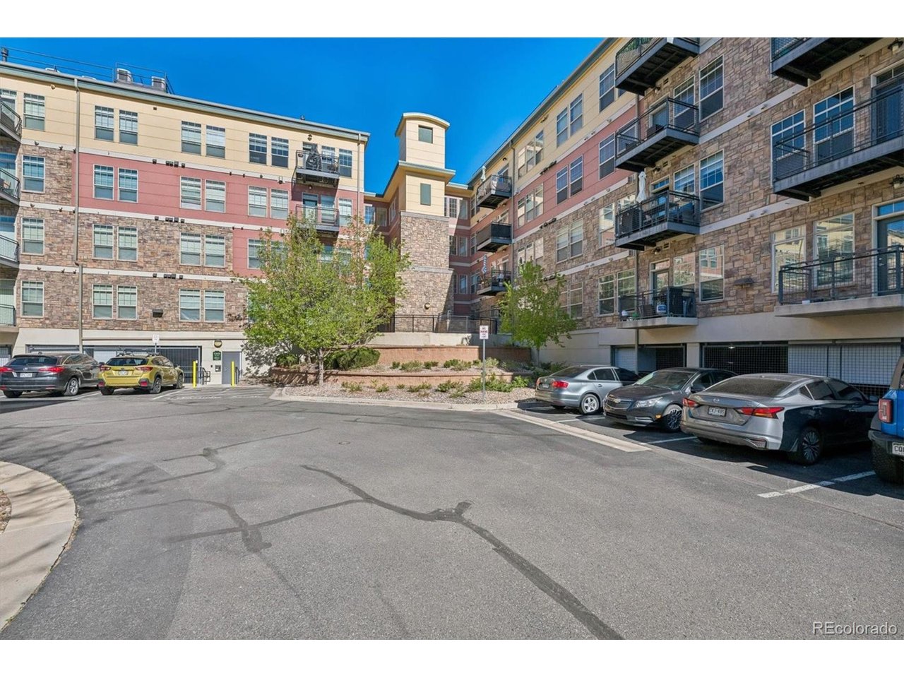 Photo of 13456 Via Varra #221 Broomfield CO 80020