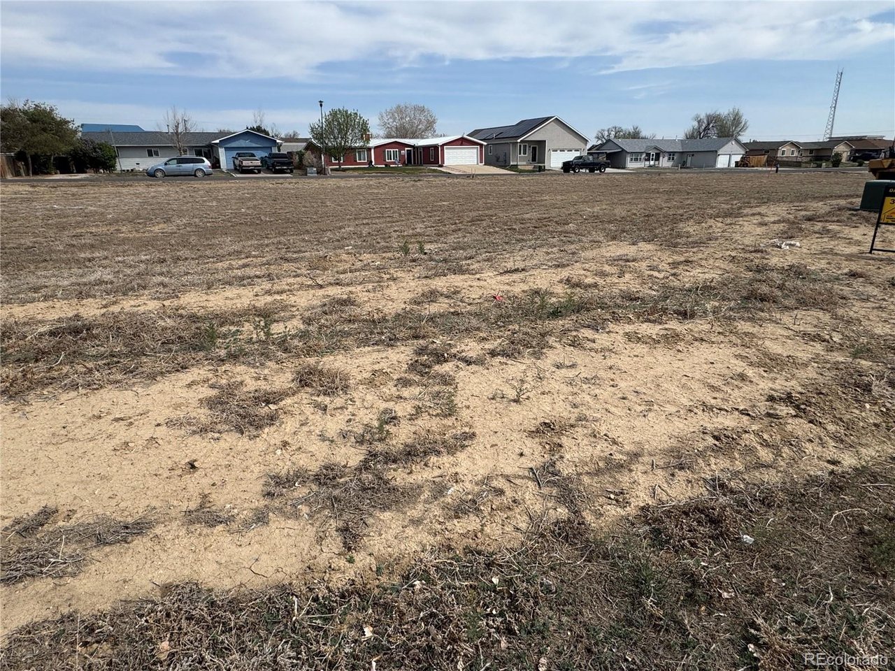 Photo of 45 Johnson Ct Keenesburg CO 80643
