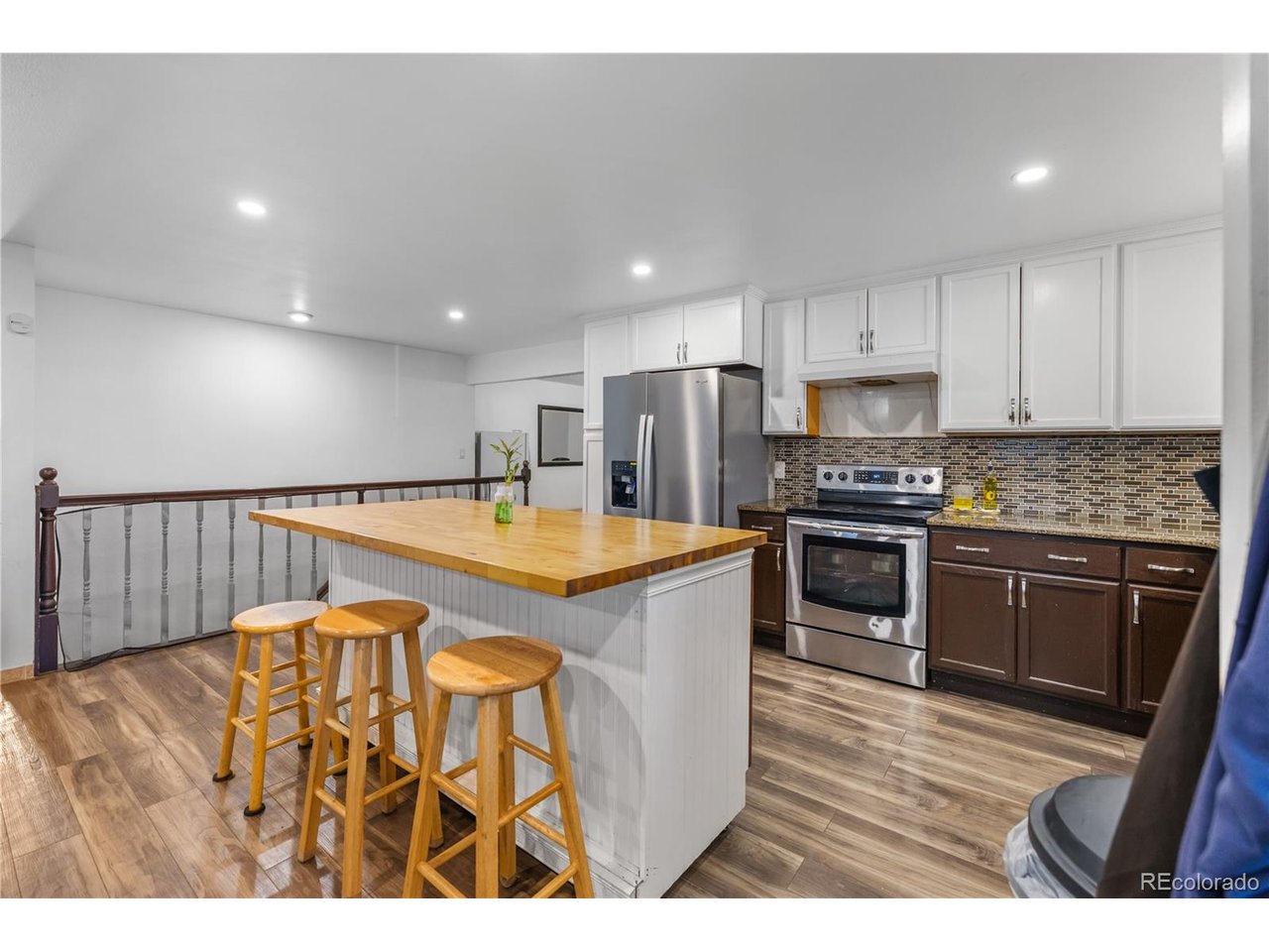 Photo of 1093 S Holland St Lakewood CO 80226