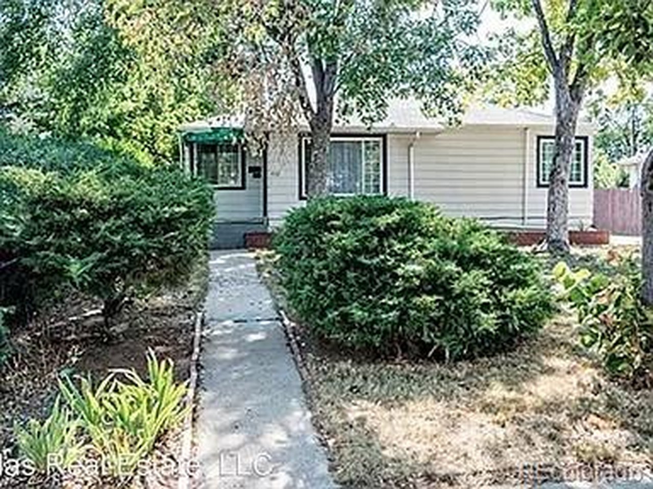 Photo of 832 Elmira St Aurora CO 80010