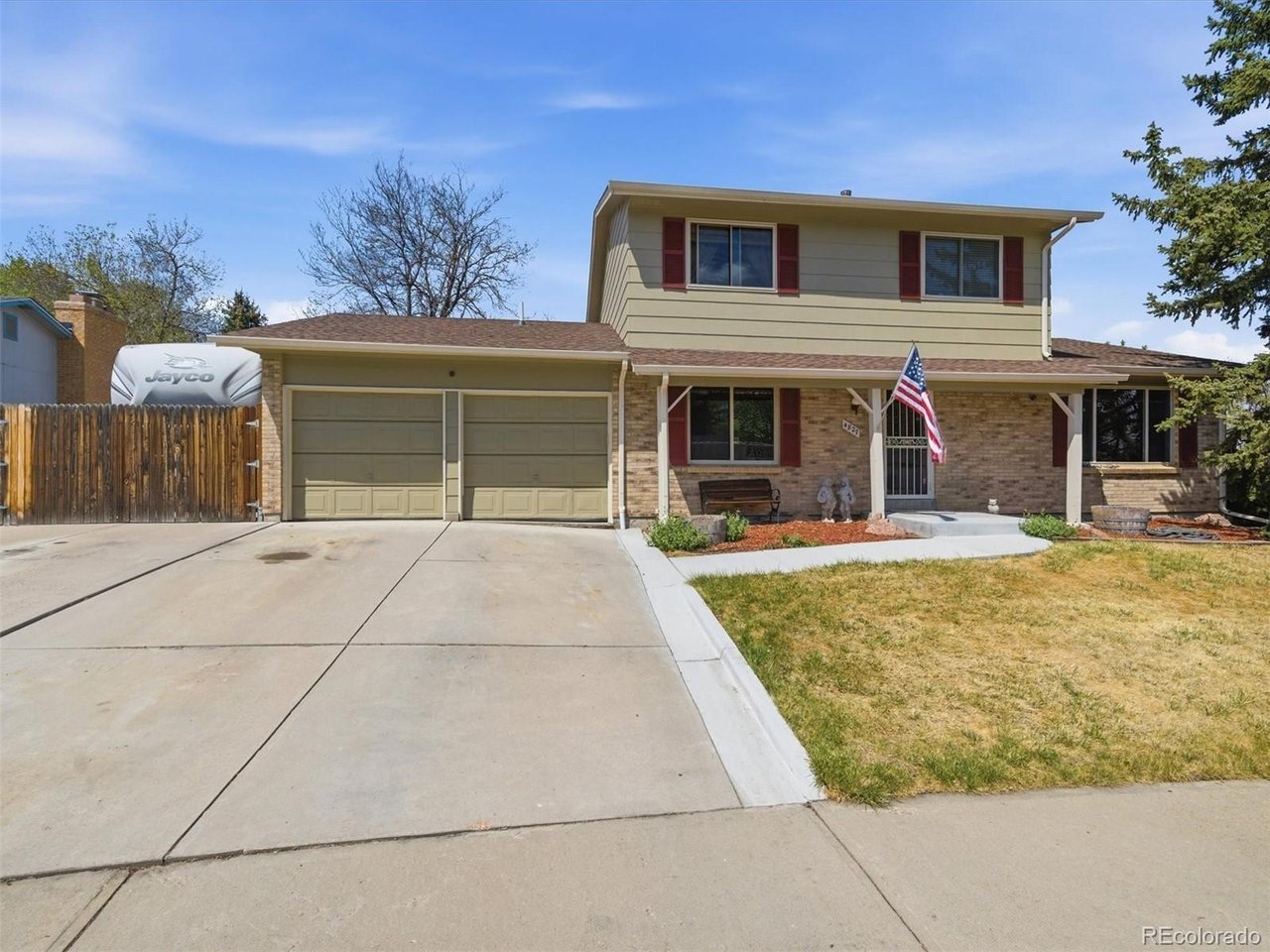 Photo of 4827 S Lewis Ct Littleton CO 80127