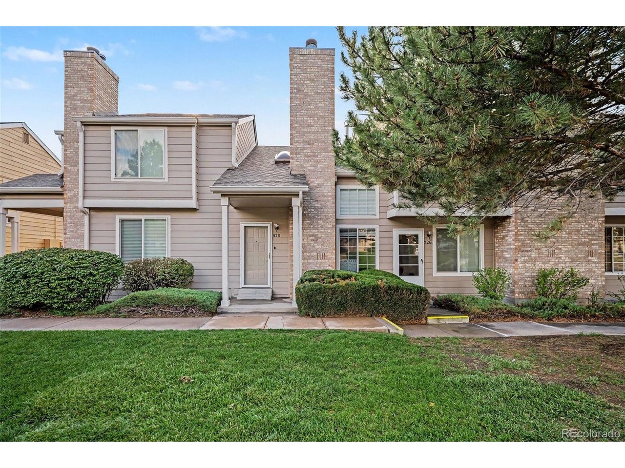 Photo of 828 Summer Dr Highlands Ranch CO 80126
