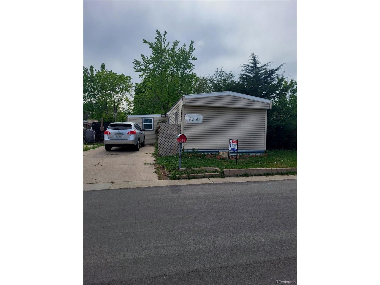 Photo of 9069 Mandel St Denver CO 80260