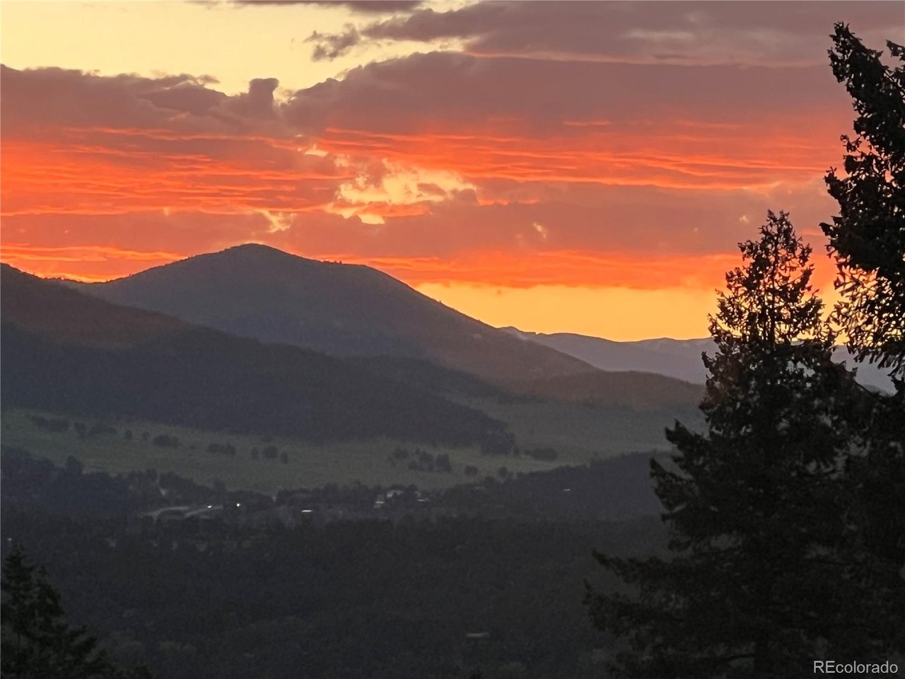 Photo of 5061 Liberty Dr Evergreen CO 80439