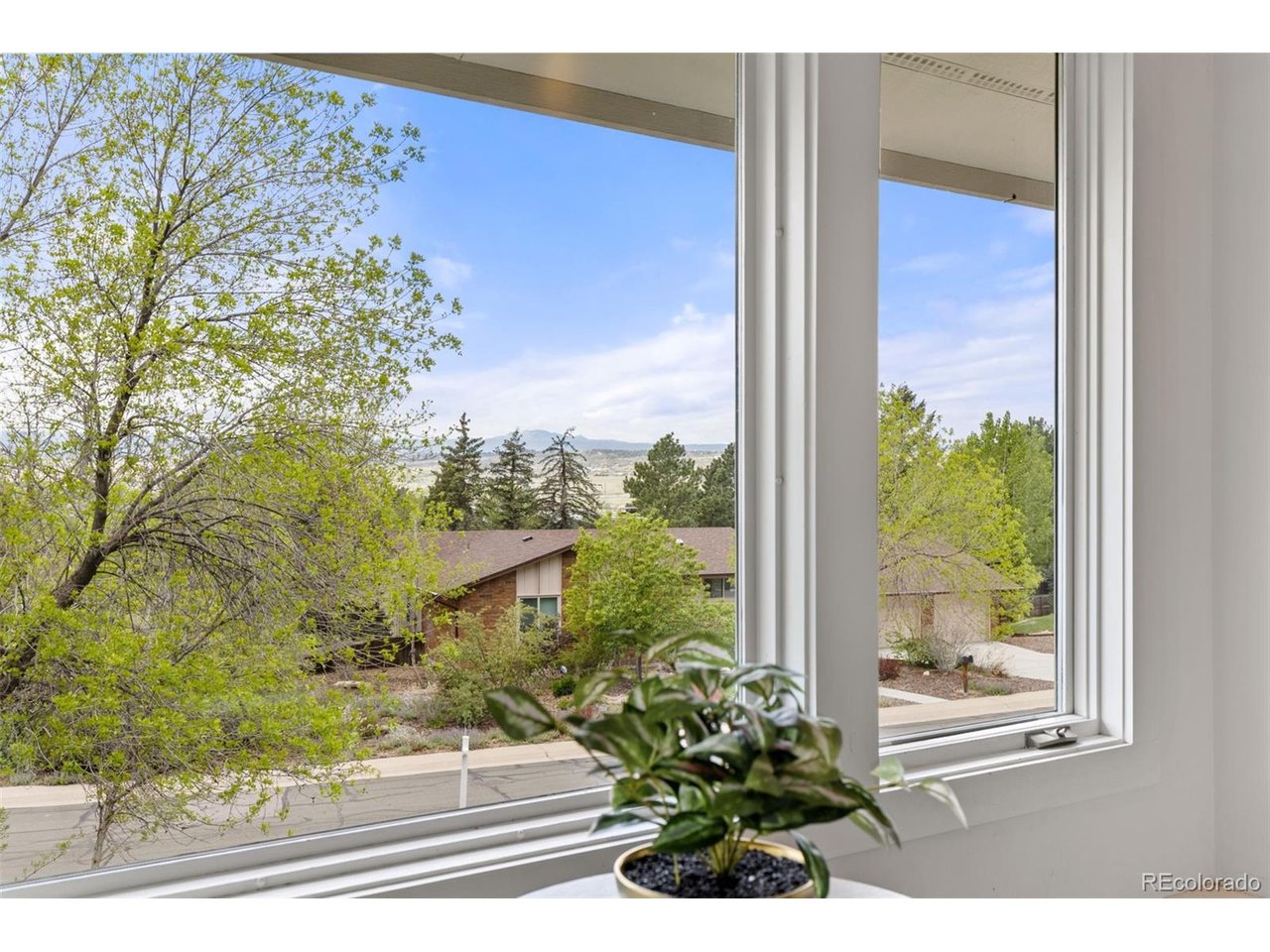 Photo of 33 Oakridge Dr Castle Rock CO 80104