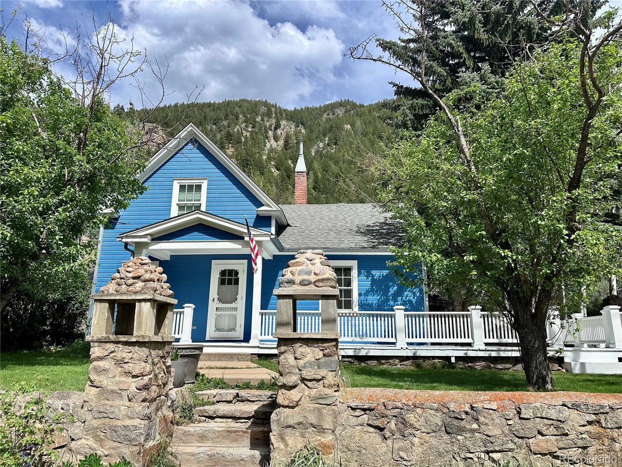 Photo of 902 Main St Georgetown CO 80444