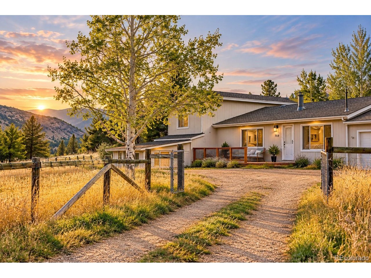 Photo of 759 Palisade Mountain Dr Drake CO 80515