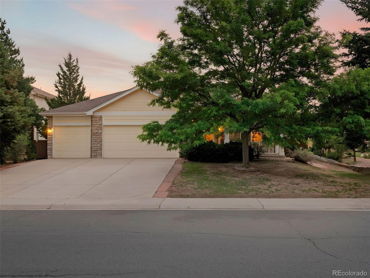 Photo of 2392 S Oswego St Aurora CO 80014