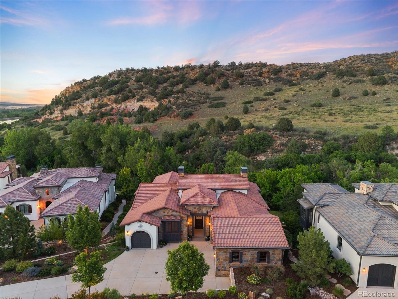Photo of 8310 Raphael Ln Littleton CO 80126