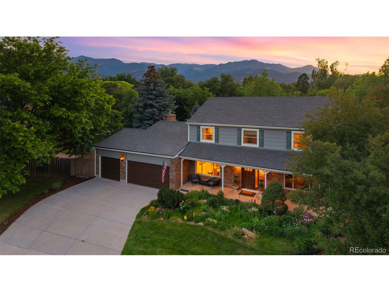 Photo of 216 W Cheyenne Mountain Blvd Colorado Springs CO 80906
