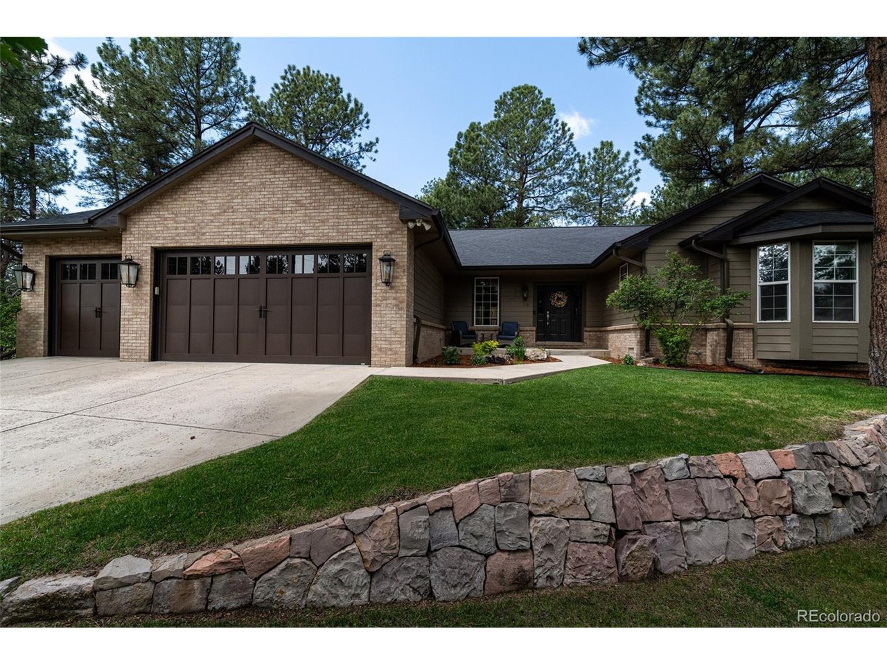 Photo of 1118 Kenosha Dr Larkspur CO 80118