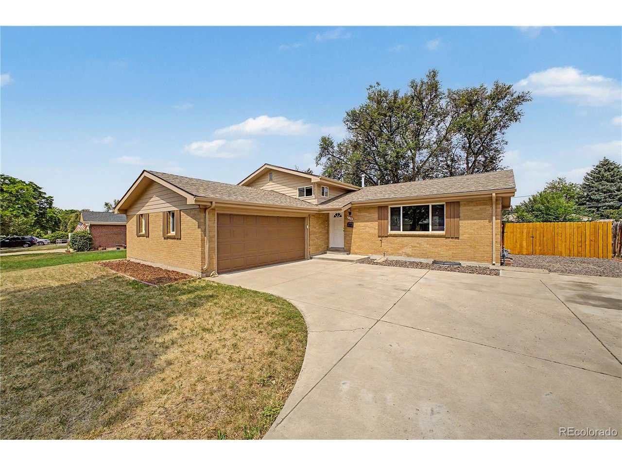 Photo of 328 Troy St Aurora CO 80011