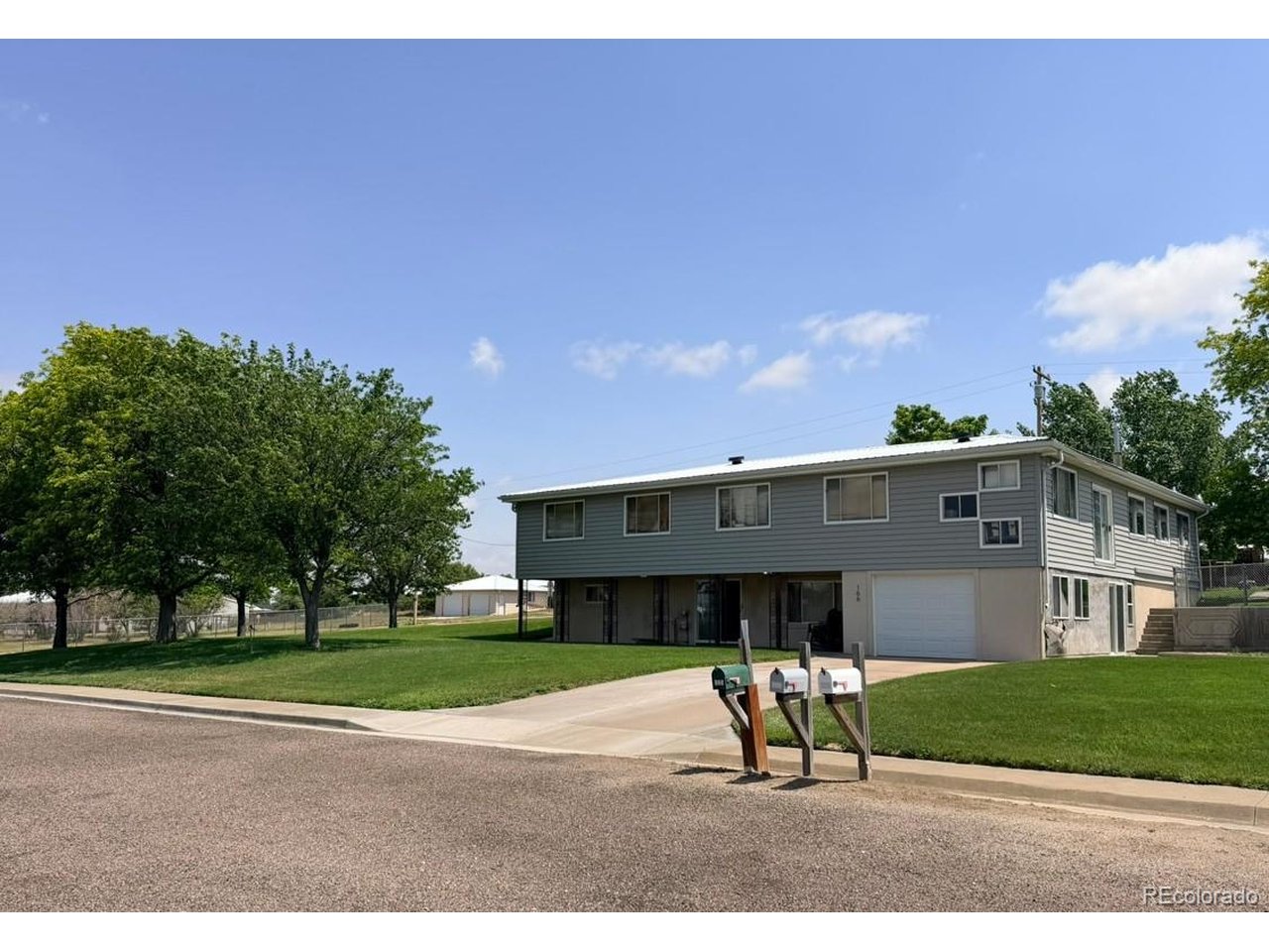 Photo of 166 3rd Ave Deer Trail CO 80105