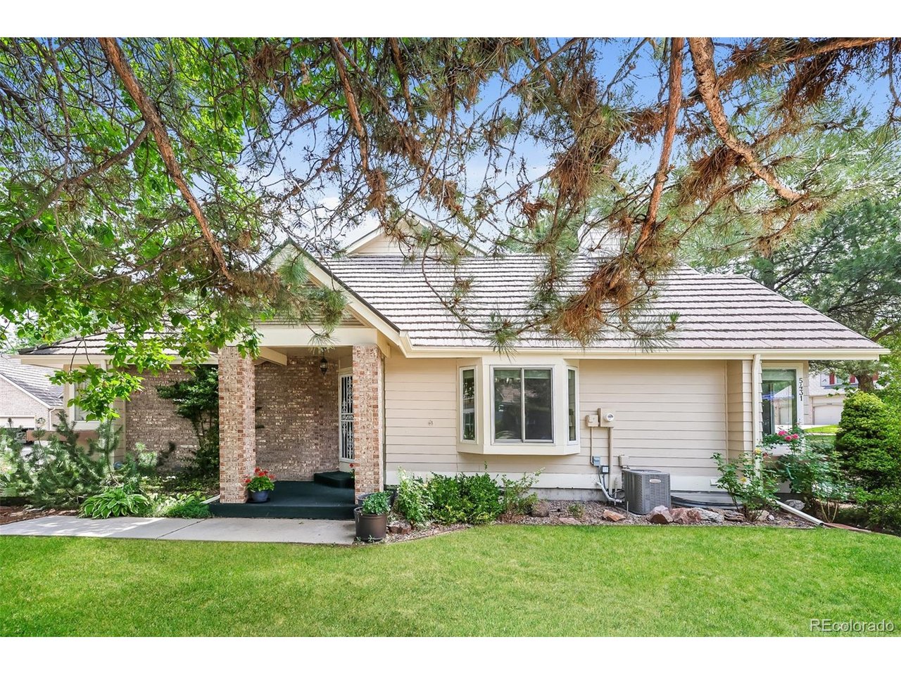 Photo of 5431 W Iliff Dr Denver CO 80227