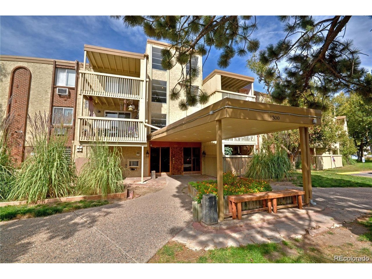 Photo of 1306 S Parker Rd #162 Denver CO 80231