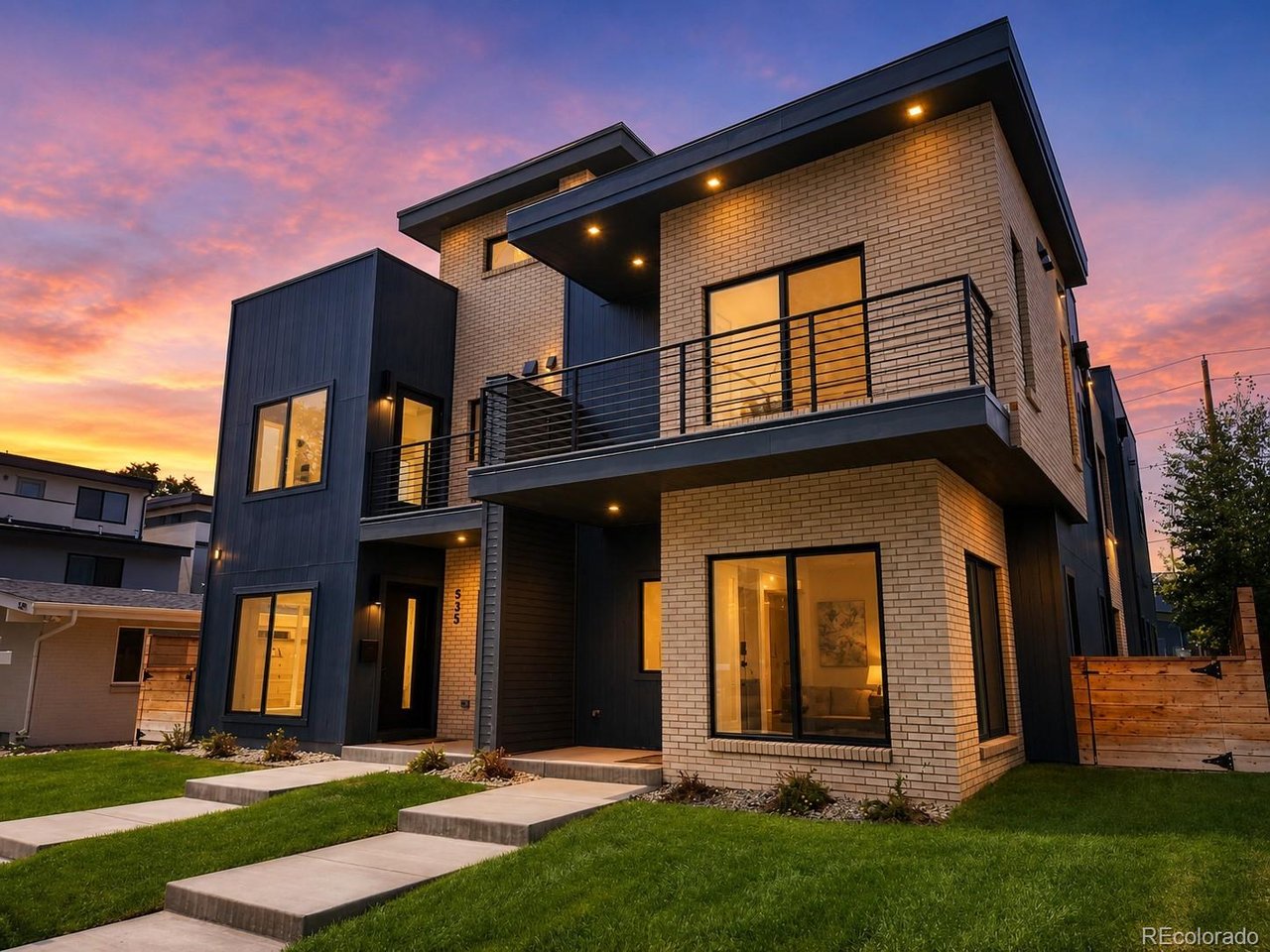 Photo of 537 Josephine St Denver CO 80206