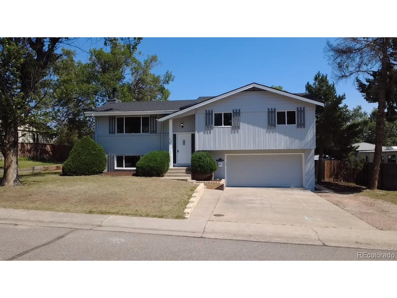 Photo of 925 W 101st Ave Denver CO 80260