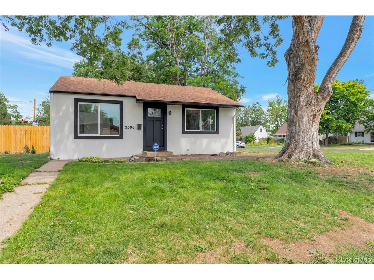 Photo of 2396 S Knox Ct Denver CO 80219
