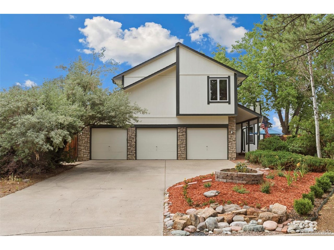 Photo of 15305 E Penwood Pl Aurora CO 80015
