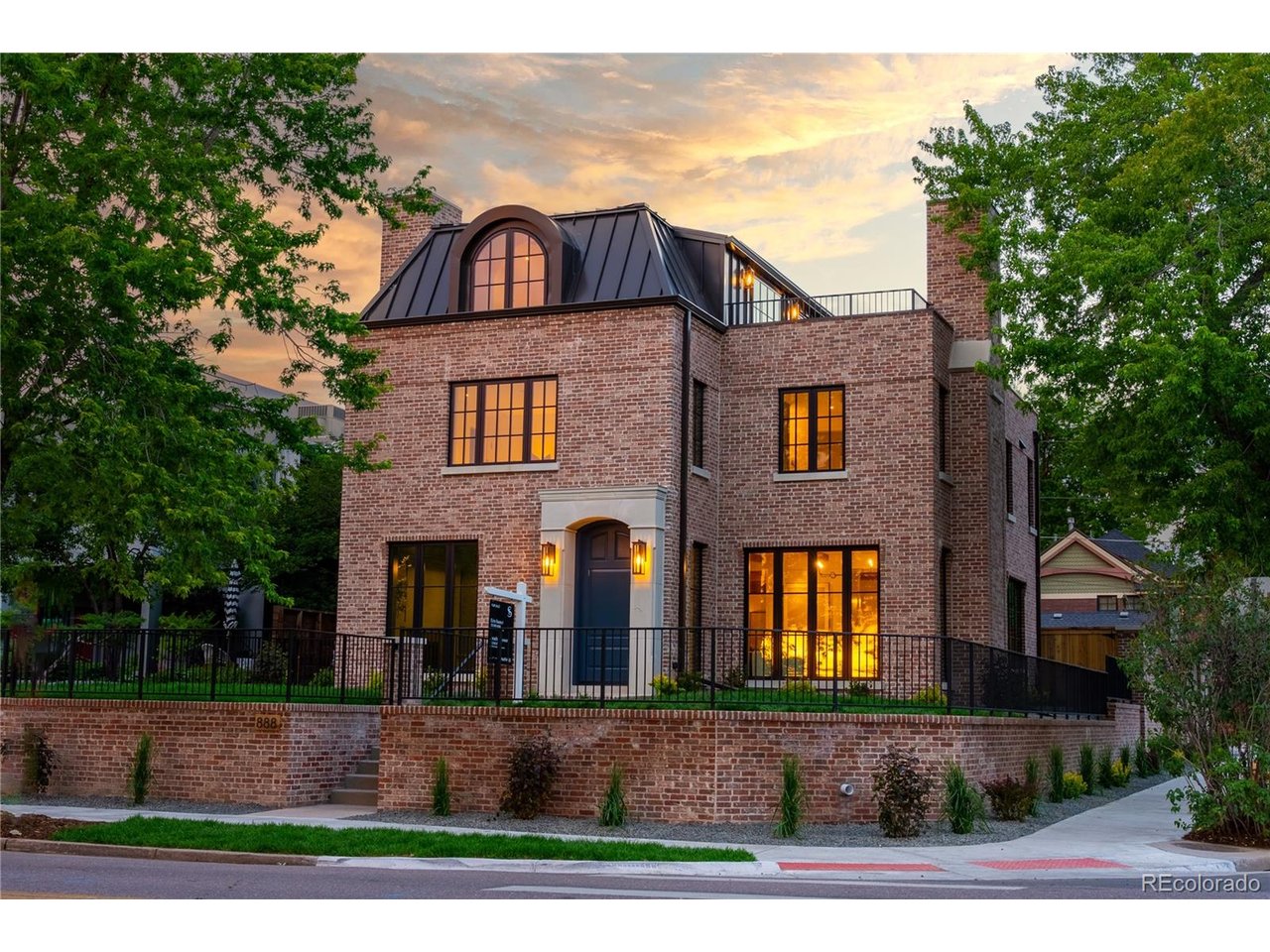 Photo of 888 S Franklin St Denver CO 80209