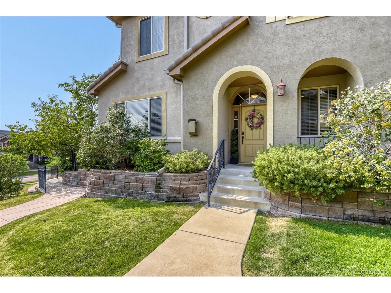 Photo of 10122 Bluffmont Ln Lone Tree CO 80124