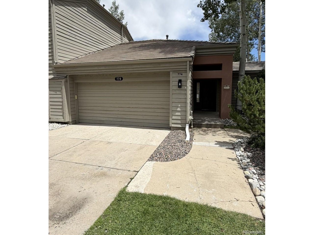 Photo of 774 Ridgeside Dr Golden CO 80401