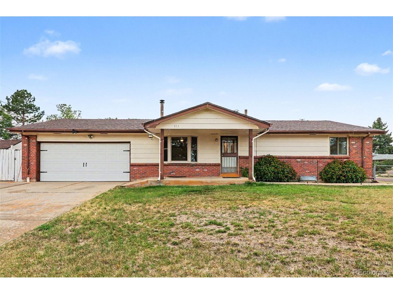 Photo of 933 Nelson St Lakewood CO 80215
