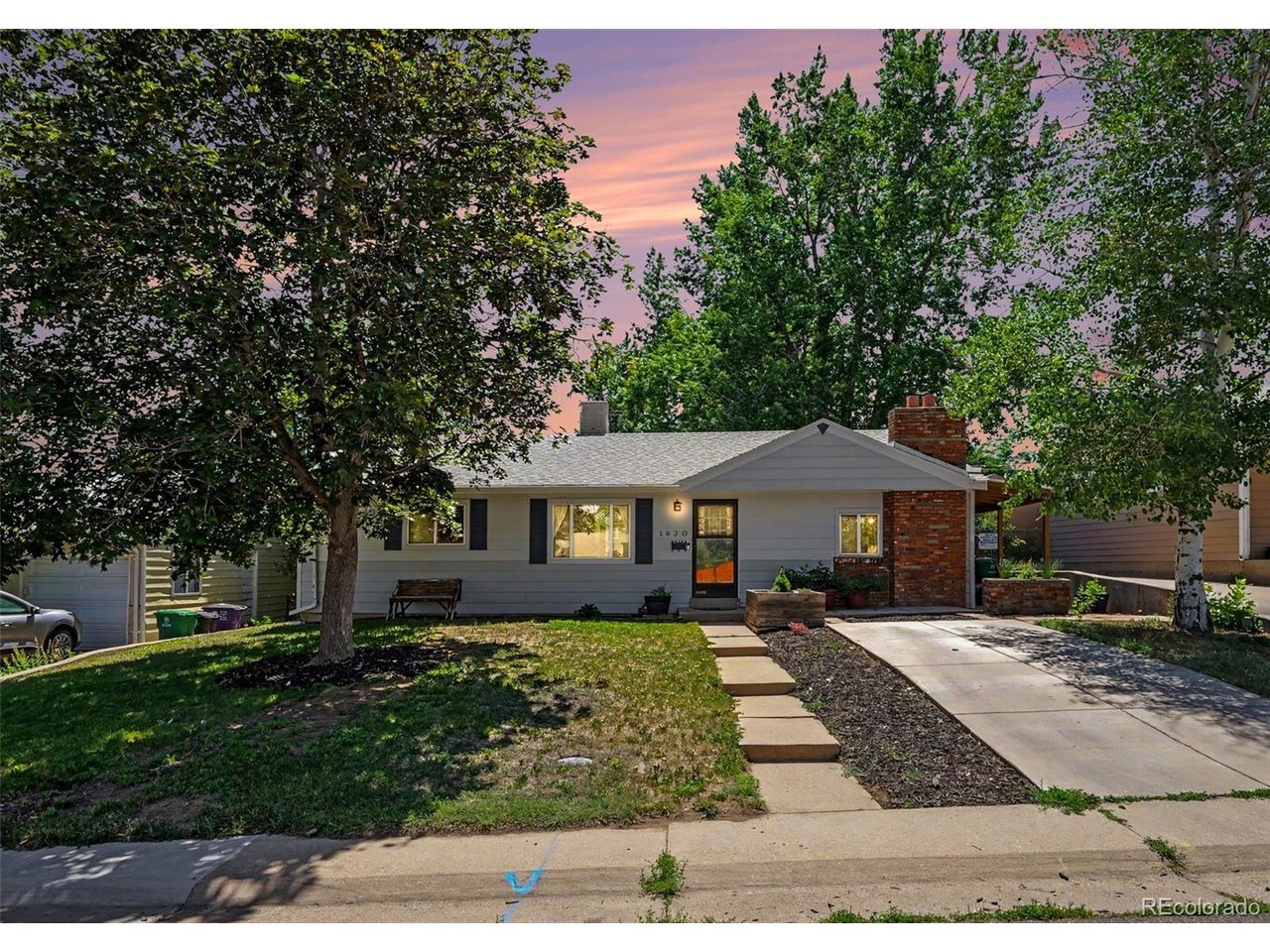 Photo of 1830 S Stuart St Denver CO 80219